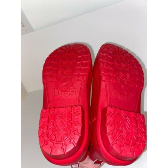UGG Chevonne Womens Chelsea Rain Boots Red Size 7 Booties Ankle Short 38 - Picture 5 of 6